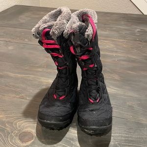 Columbia snow boots